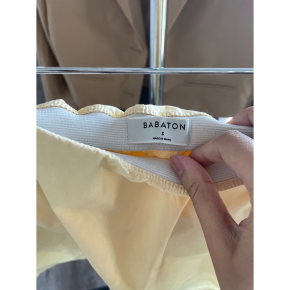 Aritzia Babaton Eckerd Blouse - Picture 2 of 12